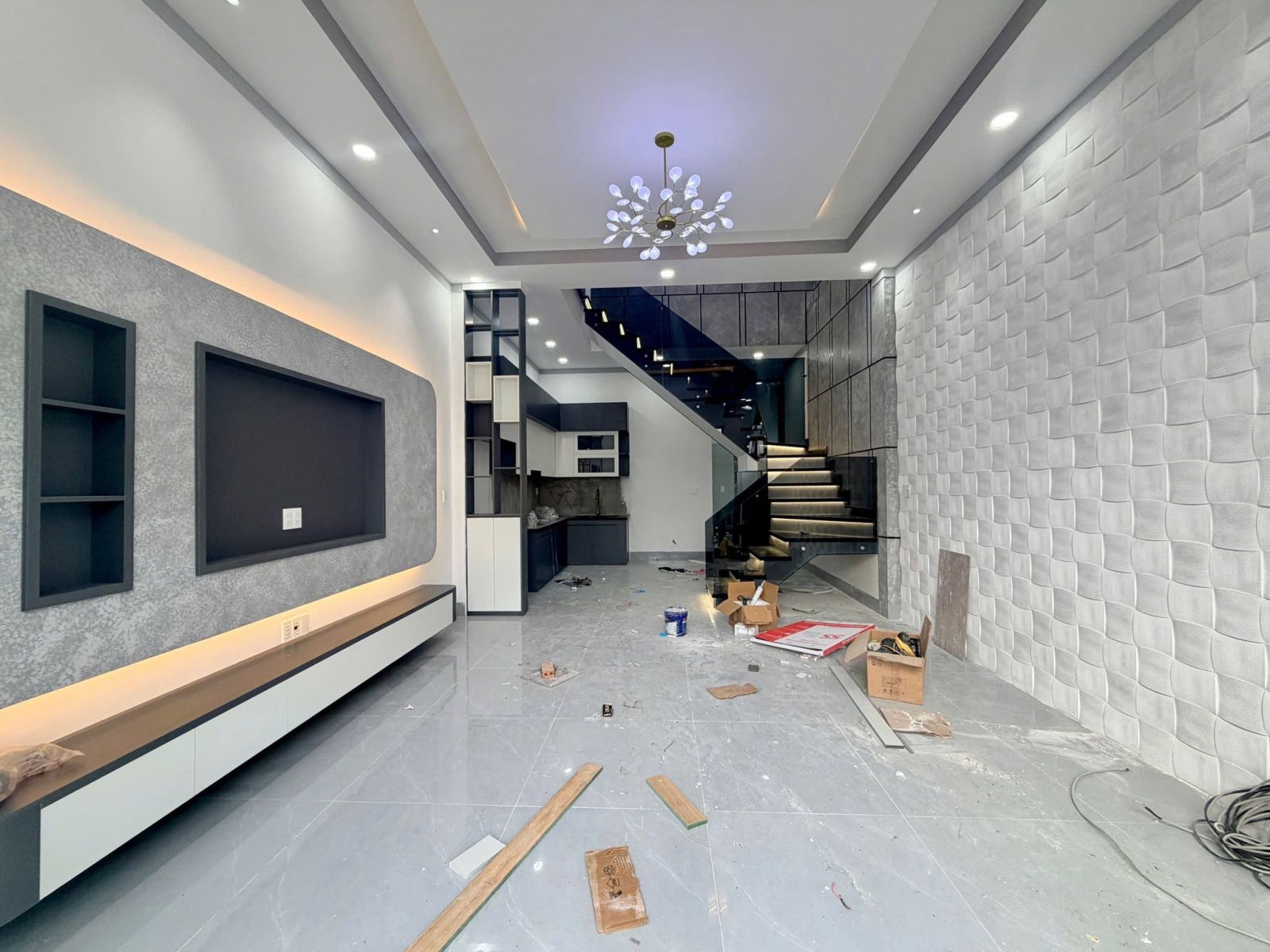 BÁN NHÀ PHỐ HIỆN ĐẠI 1 TRỆT 1 LẦU – P. TÂN PHONG – ĐÃ HOÀN CÔNG