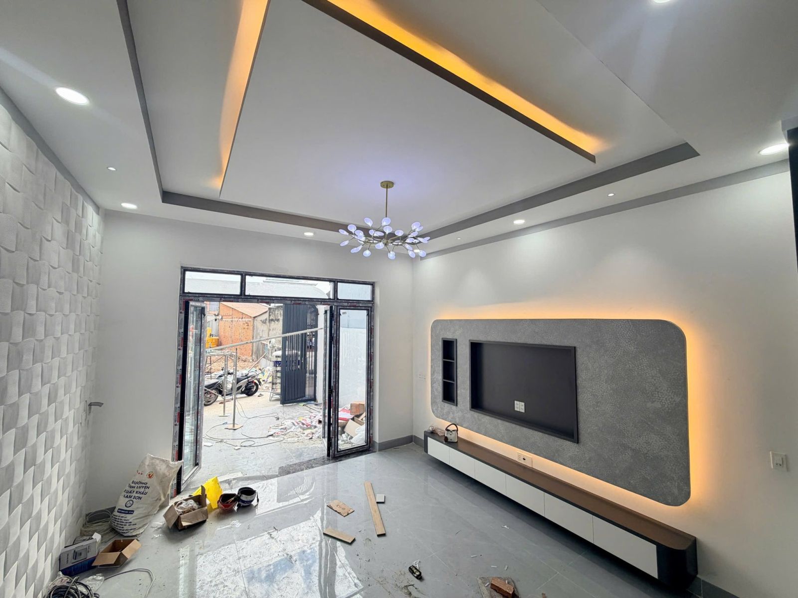 BÁN NHÀ PHỐ HIỆN ĐẠI 1 TRỆT 1 LẦU – P. TÂN PHONG – ĐÃ HOÀN CÔNG