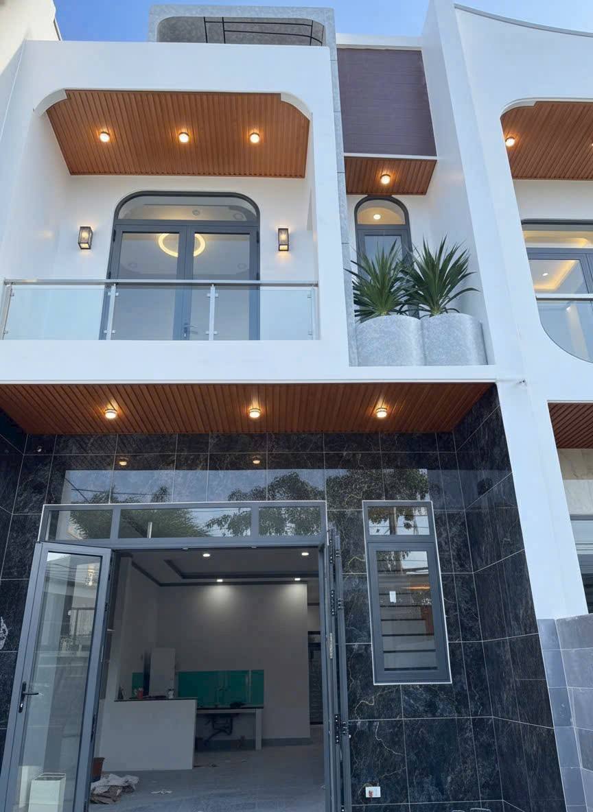 🏠 BÁN NHÀ LẦU ĐỔ ĐÚC – THỔ CƯ 100% – KP3 TRẢNG DÀI, BIÊN HÒA