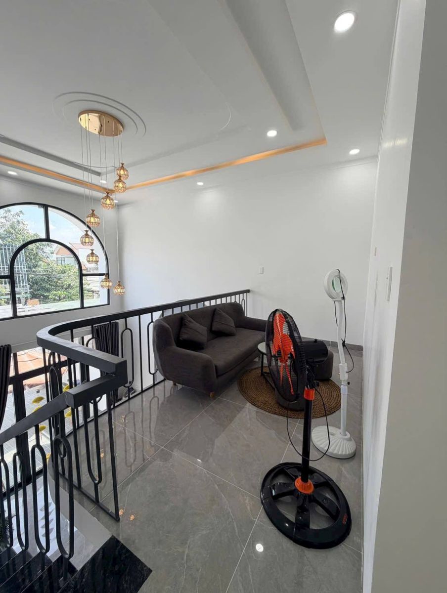 🏡 BÁN NHÀ LẦU SỔ RIÊNG – HẺM XE TẢI – TRUNG TÂM TRẢNG DÀI, BIÊN HÒA