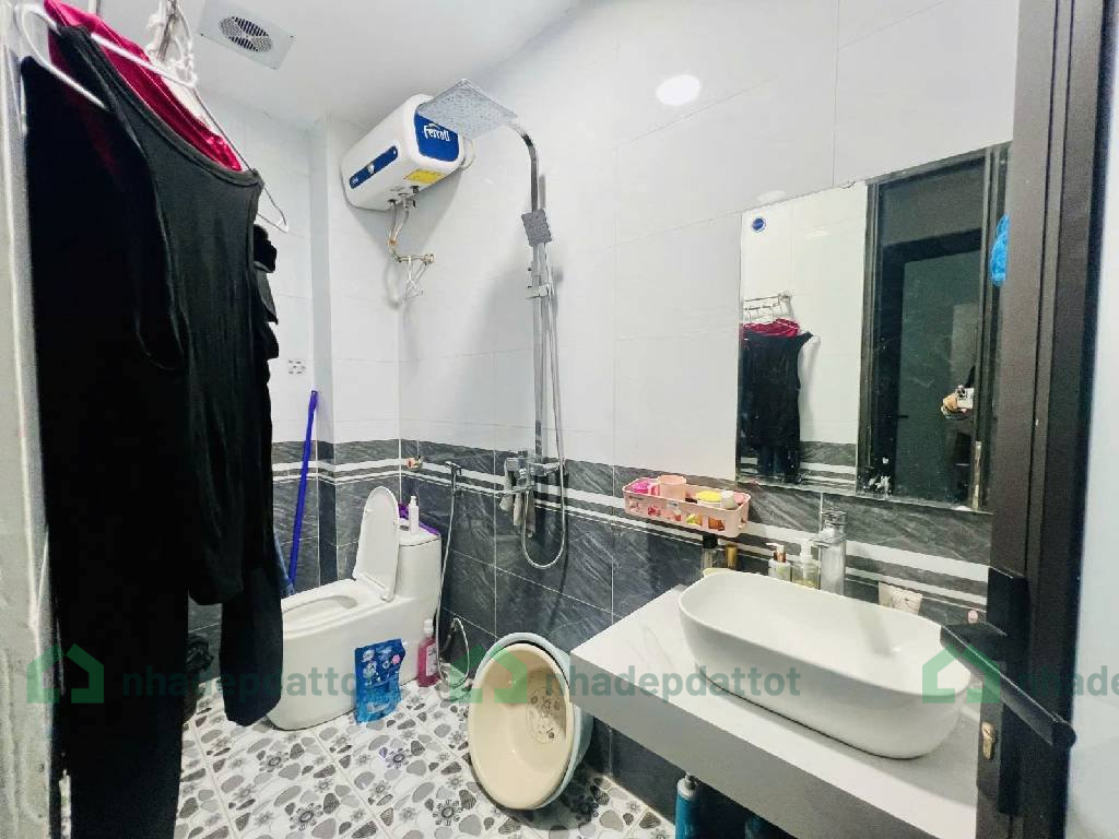 CHỈ 9,5 TỶ – SỞ HỮU NGAY NHÀ MẶT NGÕ PHỐ KHÂM THIÊN – ĐỐNG ĐA