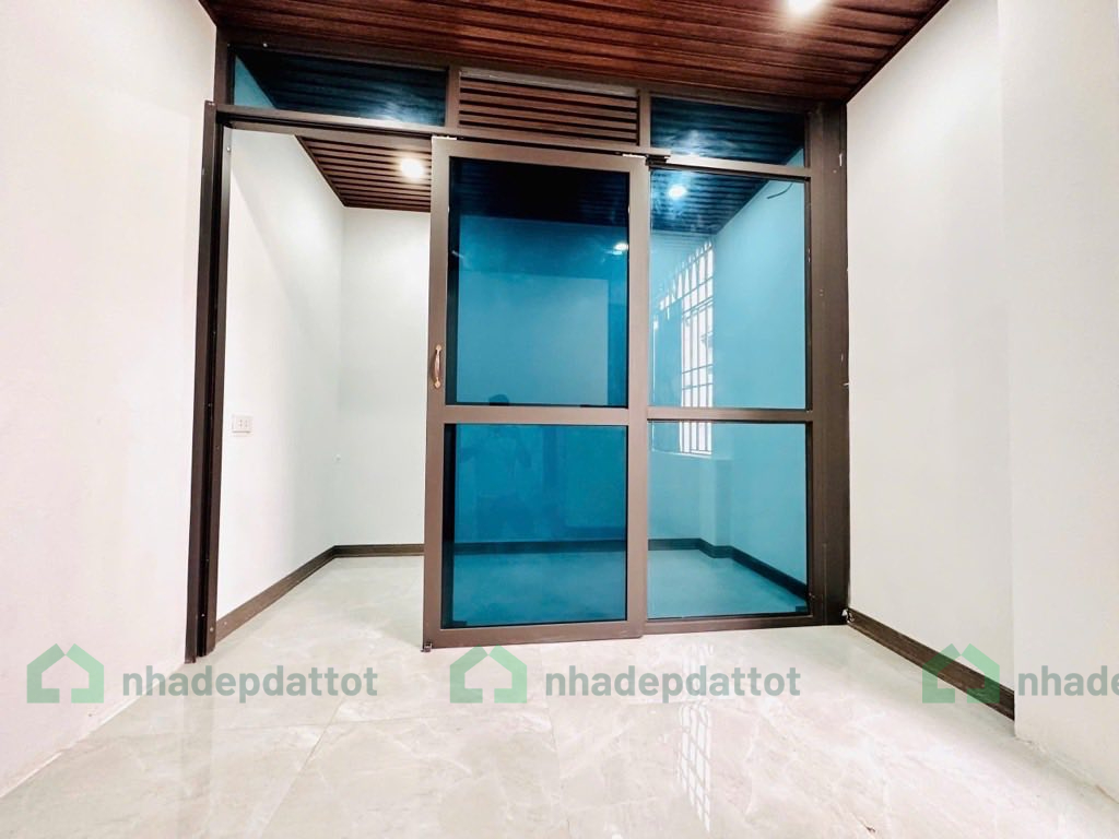 Nhà Hồng Mai - 5 tầng - chỉ hơn 1 tỷ - đầy đủ công năng