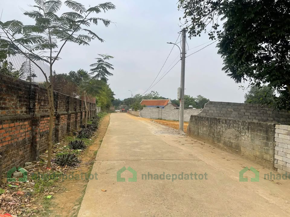 Đất trung tâm Quốc Oai - DT 246m2 hậu gần 7m