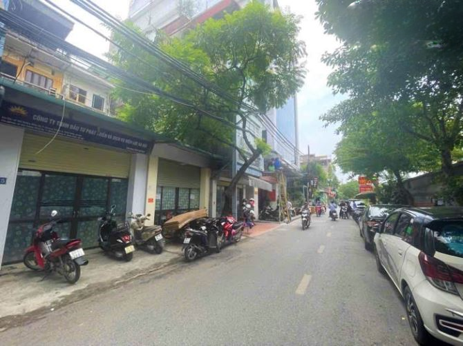 Bán 230m2 Nhà Mặt Phố cổ Hoàn Kiếm - MT 8m - Hơn 40 tỷ