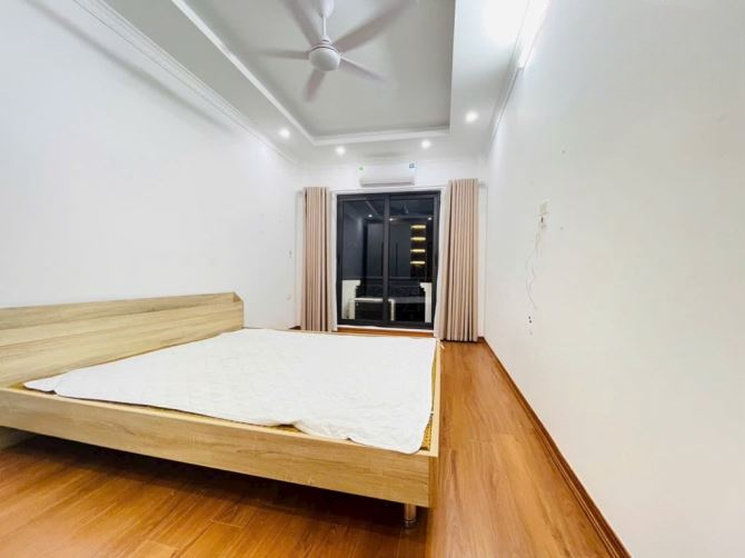 BÁN GẤP NHÀ PHỐ BẠCH ĐẰNG NGÕ NÔNG LÔ GÓC DÂN XÂY FULL NỘI THẤT Ở NGAY 4T NHỈNH 5 TỶ