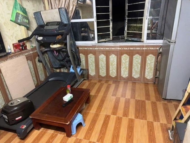 Cần bán gấp nhà phố Đồng Xuân 32m 5 tầng 5.7mt 6.5 tỷ Hoàn Kiếm