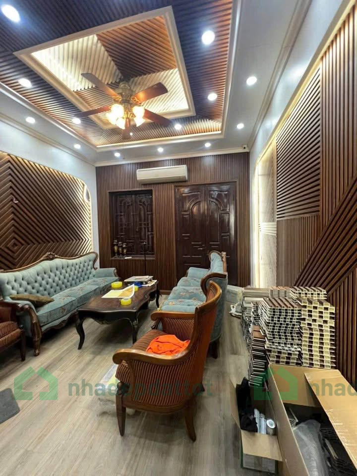 55M2 - Siêu phẩm mặt phố Nguyễn Văn Linh – đối diện Aeon Mall, dòng tiền 500 triệu/năm - Giá 10 tỷ xx
