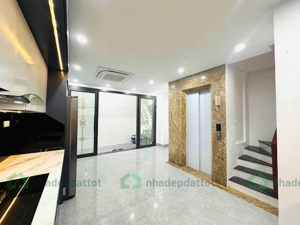 NHÀ MỚI 6 TẦNG CÓ THANG MÁY – Ô TÔ ĐỖ CỔNG – PHỐ NGÔ GIA TỰ, VIỆT HƯNG - NHỈNH 7 TỶ