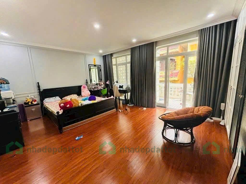 BÁN NHÀ 5 TẦNG GÓC 2 MẶT THOÁNG – NGÕ THÔNG PHỐ HOÀNG HOA THÁM – GIÁ CHỈ 13 TỶ
