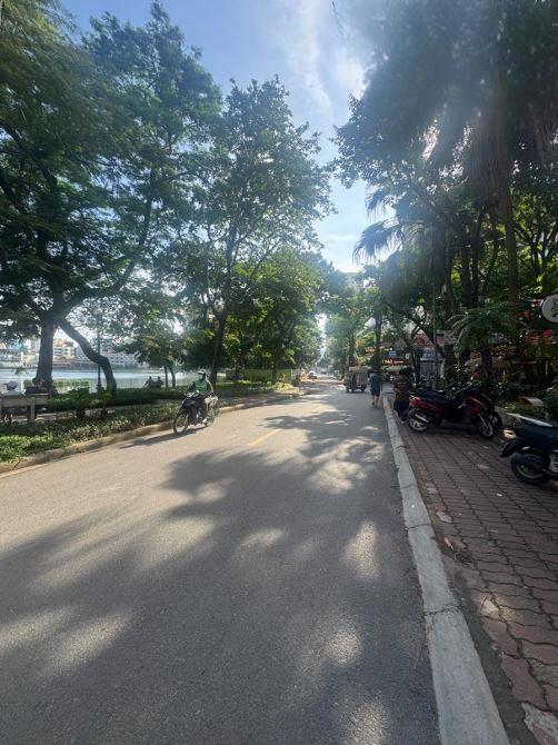 CHUNG CƯ GIẢNG VÕ - TRẦN HUY LIỆU - 100M² - TẦNG TRUNG - VIEW HỒ SIÊU ĐẸP - NHÀ HIẾM-6.5TỶ