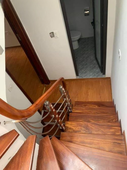 Bán nhà ở Phố Kim mã, Ba đình 30m2, đc xây 5 tầng, giá chỉ 2,9 tỷ.