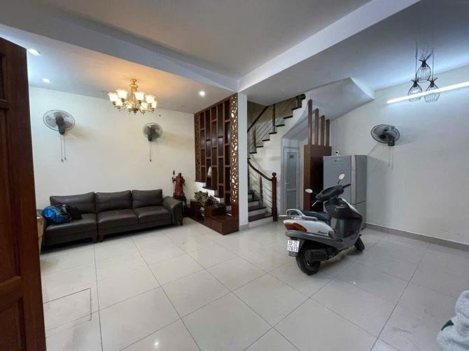 Lô góc ngõ 267 Hoàng Hoa Thám 9.2 tỷ, 45m, mặt tiền 6m, ngõ nông, 3 thoáng
