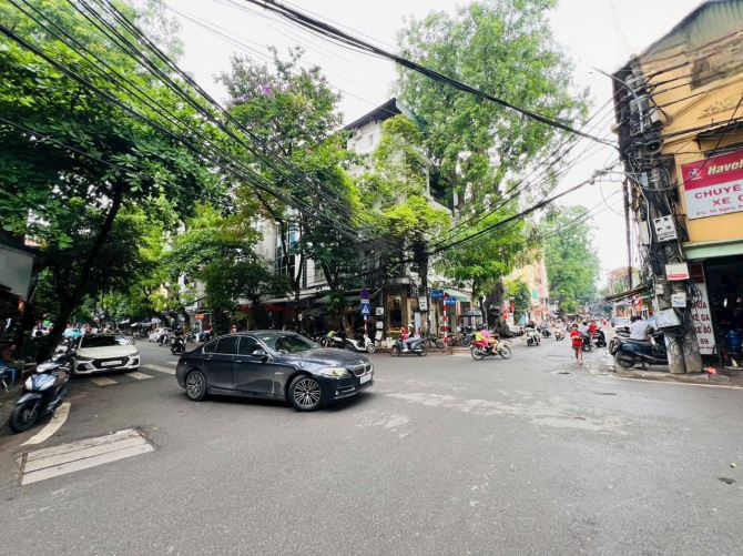 CHÍNH CHỦ BÁN NHÀ TRUNG TÂM QUẬN BA ĐÌNH NHÀ 6 TẦNG NHÌN 3 tỷ