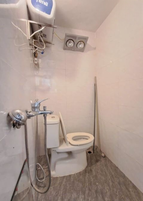 BÁN CĂN HỘ TẬP THỂ TẦNG 1 PHƯỜNG QUÁN THÁNH - BA ĐÌNH 31 M2, 1 PHÒNG NGỦ, 1 VS GIÁ RẺ.