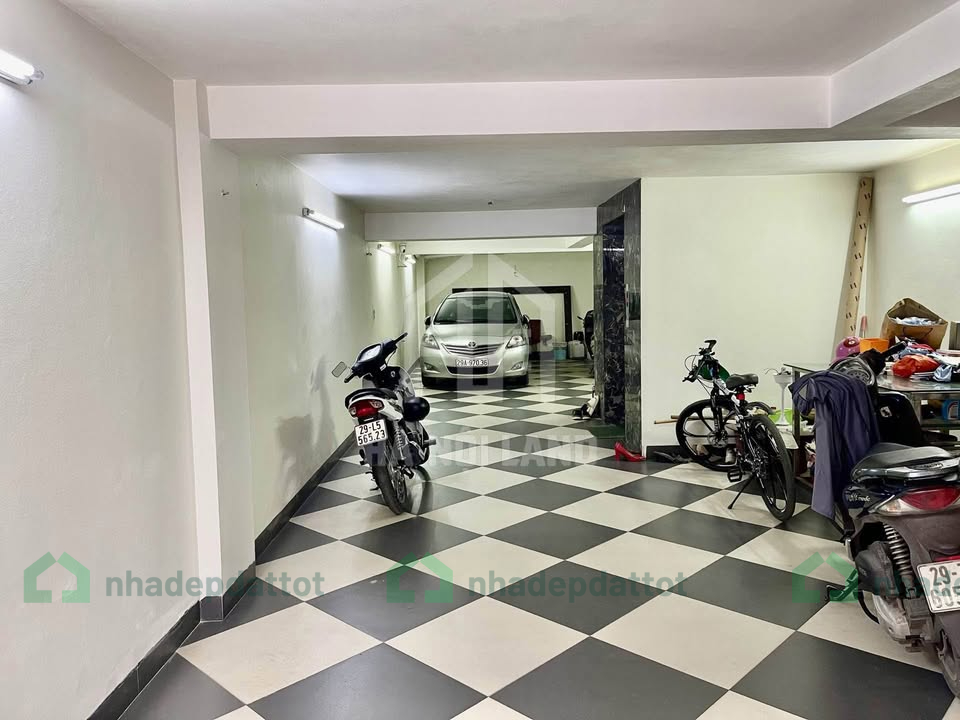 Siêu phẩm nhà 7 tầng thang máy, ô tô tránh, 92m2