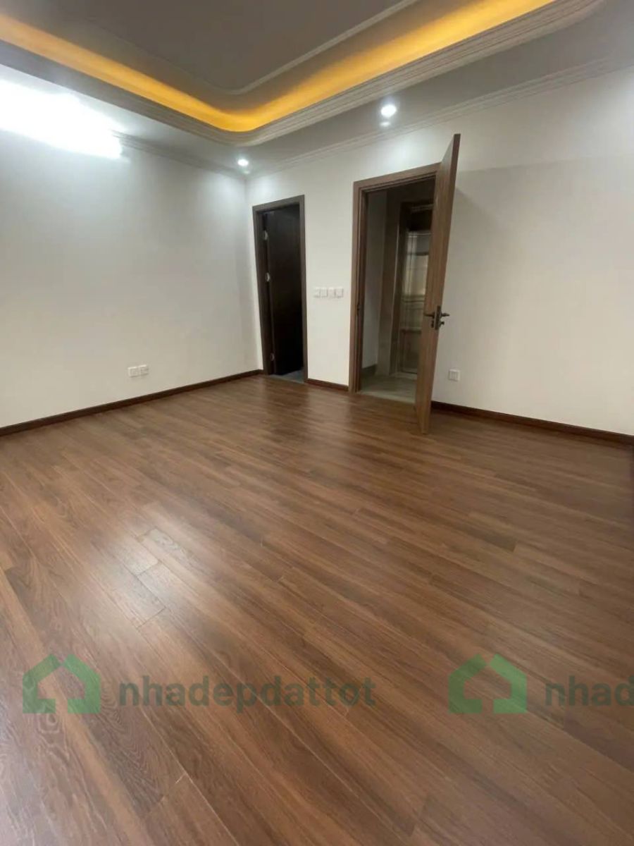 NHÀ MỚI XUÂN ĐỈNH – 7 TẦNG – THANG MÁY – 2 THOÁNG – Ô TÔ GẦN NHÀ – 33M2