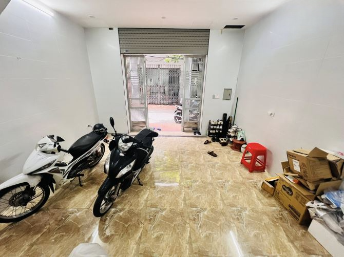 BÁN NHÀ PHÂN LÔ QUÂN ĐỘI TRẦN QUỐC HOÀN GARA OTO 58M 4 TẦNG MẶT TIỀN 5M GIÁ 21 TỶ