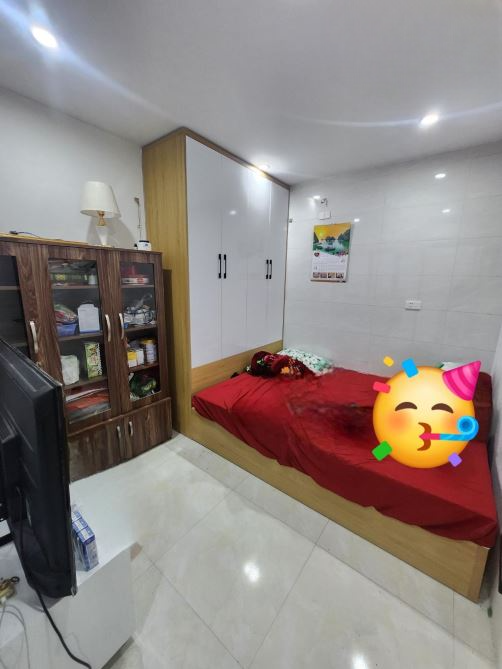 Nhà đẹp trung tâm quận Cầu Giấy_ Xách va ly về ở ngay_ Ngõ nông_ Tiện ích ngập tràn