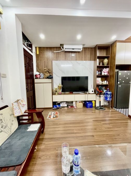 3.9 TỶ – SỞ HỮU CHTT HVKTQS HOÀNG QUỐC VIỆT – FULL ĐỒ – 60M² – 2PN