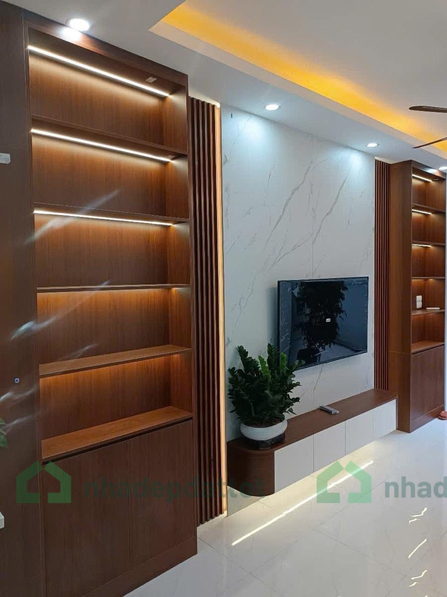NHÀ ĐẸP CẦU GIẤY – 20M RA PHỐ – FULL NỘI THẤT – VỀ Ở NGAY – 8 TỶ