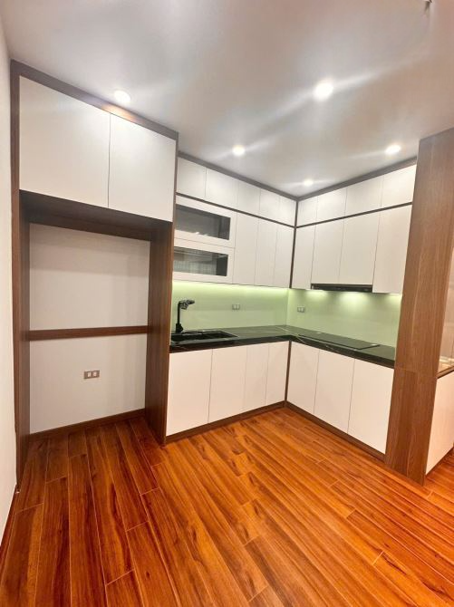 Bán căn hộ chung cư ở Nguyễn Thị Định 80m2 chia 3 ngủ full nội thất, ảnh thực tế