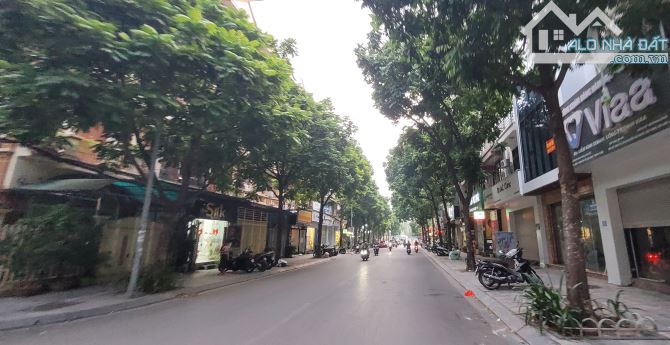 Bán căn hộ 3PN – Chung cư 137 Nguyễn Ngọc Vũ. DT 113m², 3PN – 2WC – 2 logia, 7ty