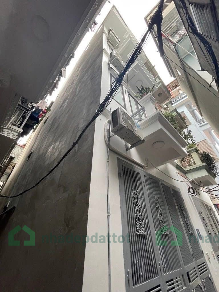 Nhà đẹp ở Hồ Tùng Mậu, Cầu Giấy - DT 30m2 - Giá nhỉnh 8 tỷ