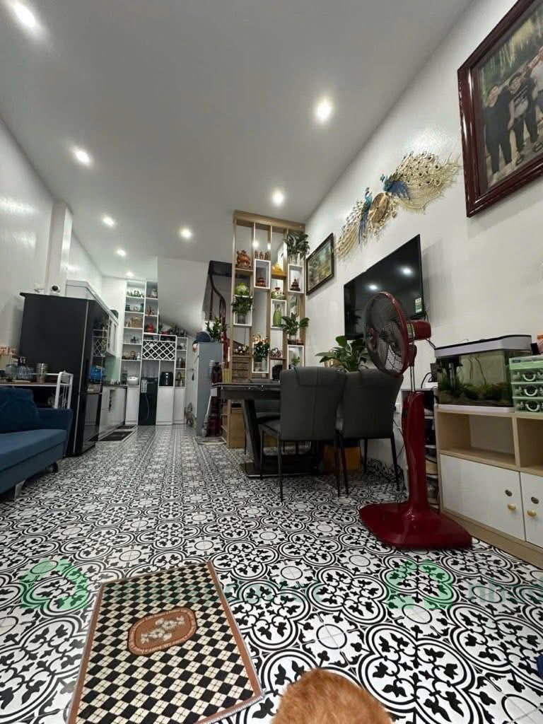 Nhà đẹp ở Hồ Tùng Mậu, Cầu Giấy - DT 30m2 - Giá nhỉnh 8 tỷ