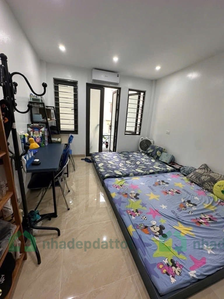 Nhà đẹp ở Hồ Tùng Mậu, Cầu Giấy - DT 30m2 - Giá nhỉnh 8 tỷ