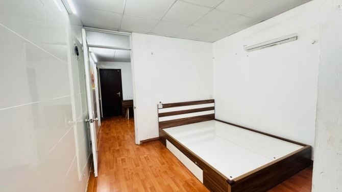 bán căn cập thể trung tâm, 2 ngủ đủ sổ, rộng hiếm cầu giấy