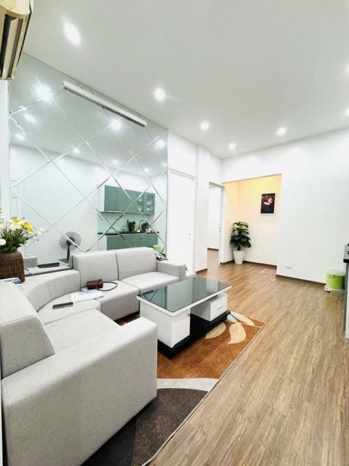 MẶT PHỐ NGUYỄN PHONG SẮC - TẬP THỂ - 60 M - FULL NỘI THẤT - NHÀ MỚI - Ở NGAY