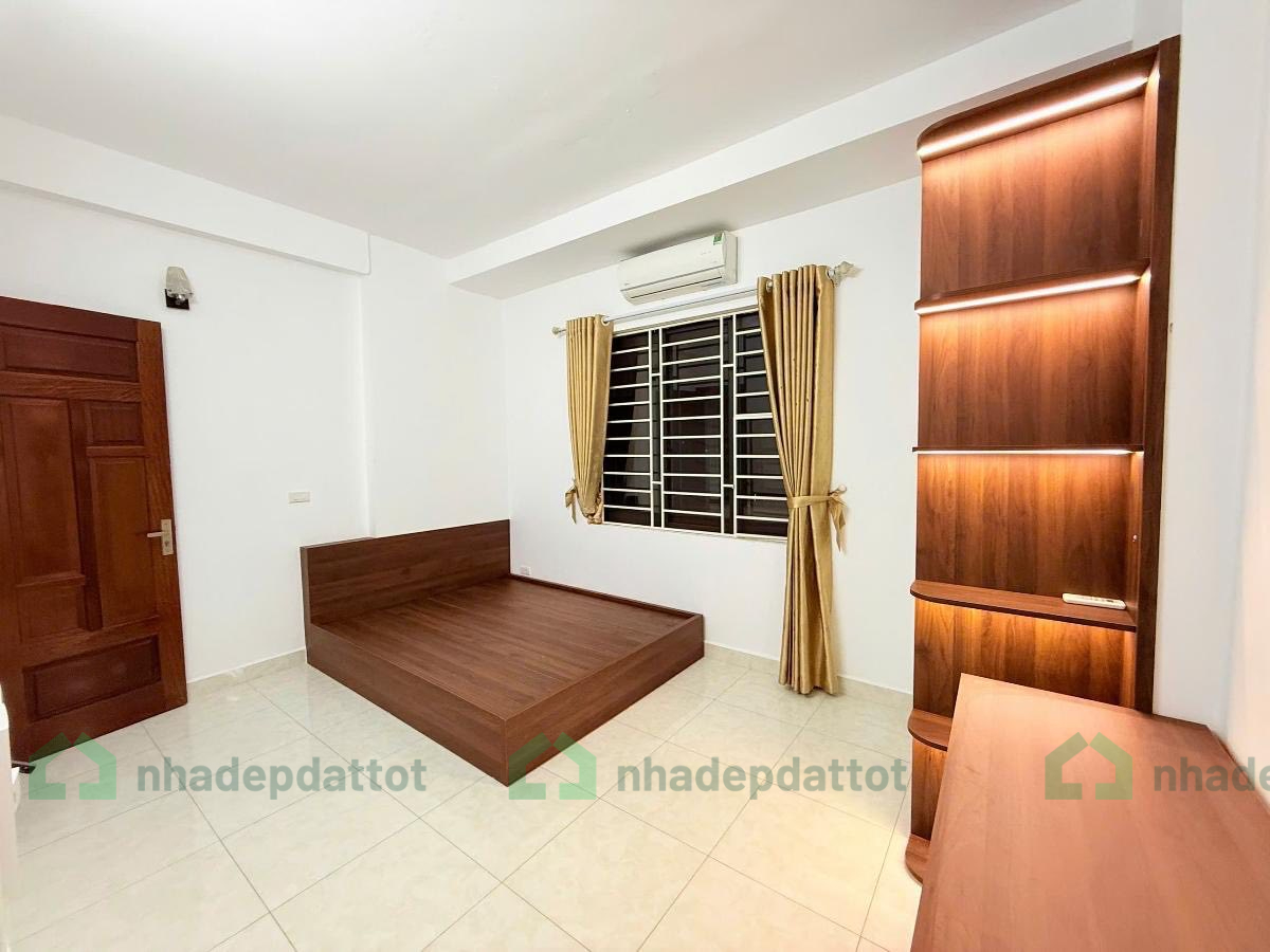 RẺ HƠN VÀNG – CHÍNH CHỦ CẦU GIẤY – NHÀ ĐẸP MỚI 5 TẦNG – BA GÁC TẬN CỬA – FULL NỘI THẤT CHÂU ÂU