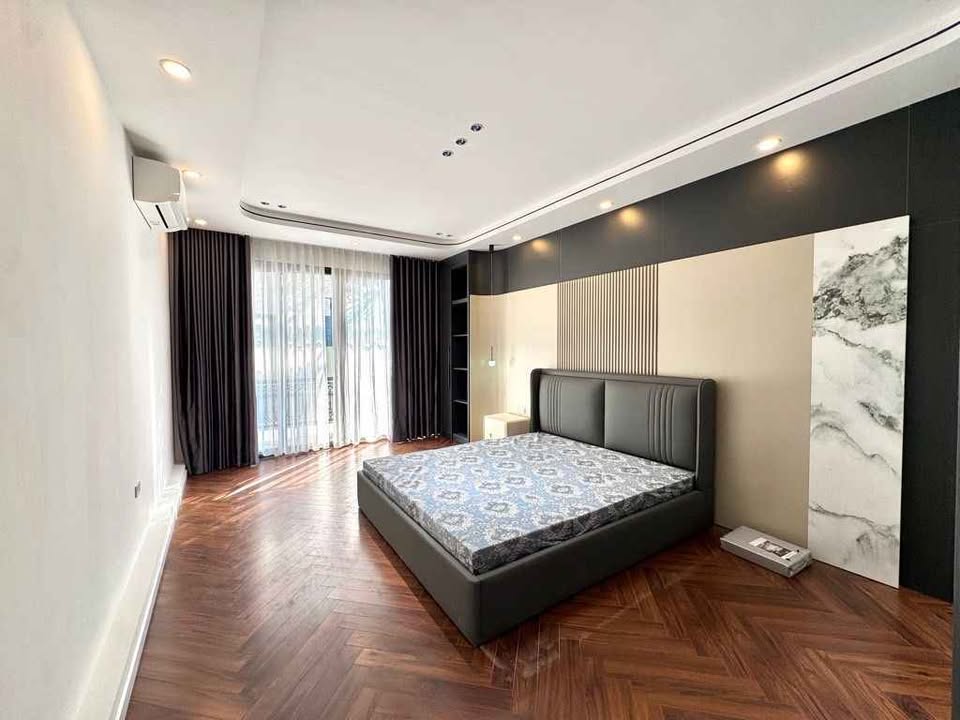🔥 TRUNG TÂM ĐỐNG ĐA – NHÀ ĐẸP LONG LANH – Ô TÔ TRÁNH – 3 PN – SÁT PHỐ ĐÊ LA THÀNH 🔥