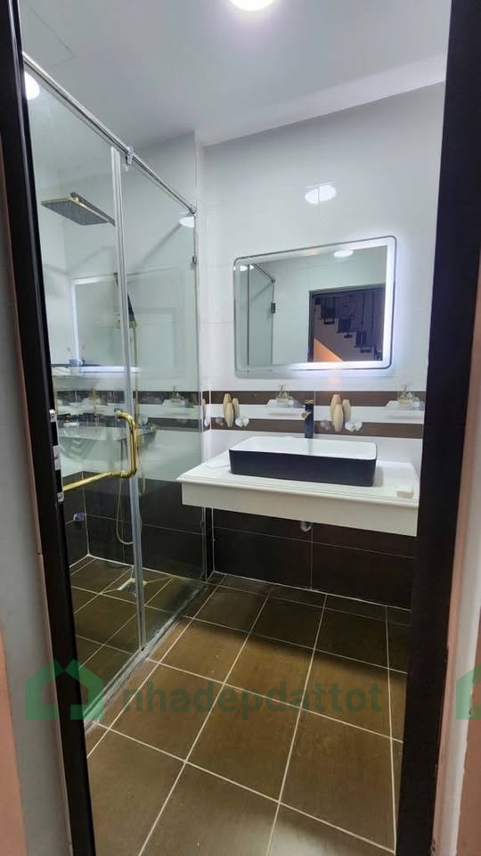 Bán nhà 4 tầng Phương Mai - Đống Đa - 43m2 - 13,5 tỷ
