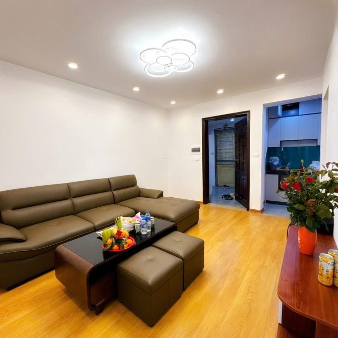 Bán gấp căn hộ tập thể Phương Mai, 80m, 3 ngủ, sđcc, chỉ 3.45 tỷ