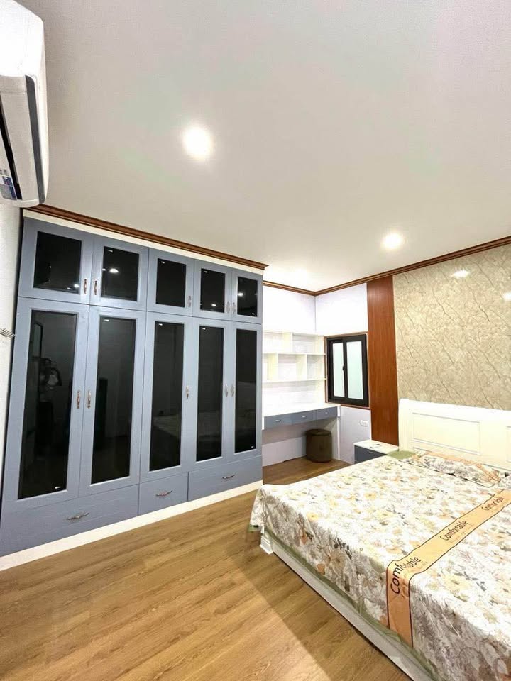 Nhà phố Phương Mai - Full nọi thất - 41m2 giá 13,4 tỷ
