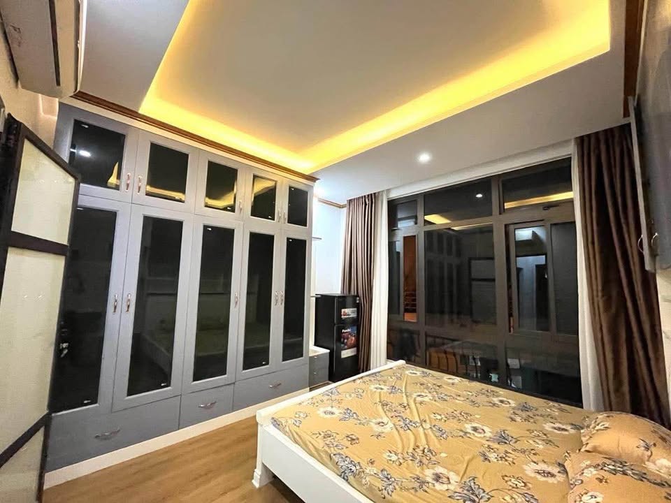 Nhà phố Phương Mai - Full nọi thất - 41m2 giá 13,4 tỷ