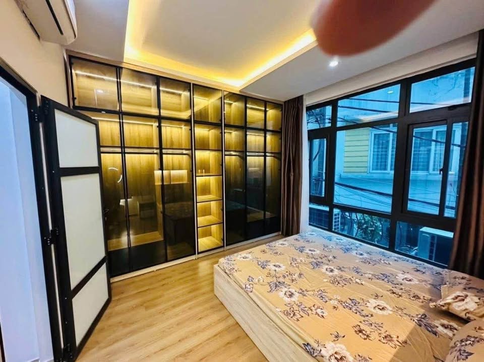 Nhà phố Phương Mai - Full nọi thất - 41m2 giá 13,4 tỷ