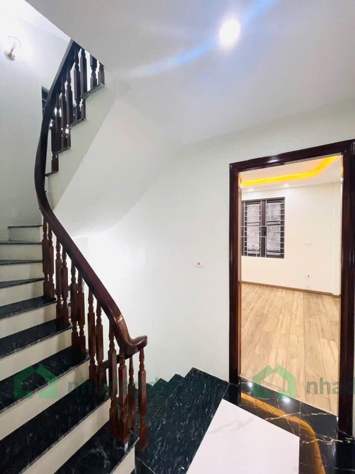 Bán nhà phân lô Thái Hà – mới tinh, ô tô đỗ cửa – 6 tầng thang máy - 45m2 nhỉnh 15 tỷ