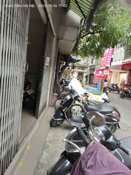 Cực hiếm mặt phố, mặt chợ Đông Tác 41m, tầng1, mặt tiền 2.7m, 3 tỷ Đống Đa.