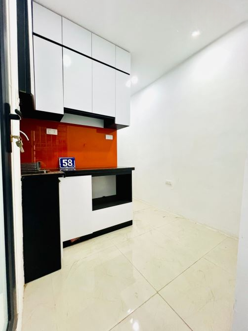 BÁN GẤP CĂN HỘ TẬP THỂ VIP1 – TẦNG 3, 214 VĂN CHƯƠNG, ĐỐNG ĐA. 60M² – 2PN. 2,25 TỶ
