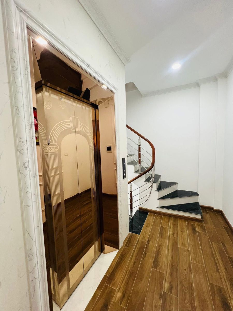 Nhà 7 tầng Chùa Bộc – Đống Đa, 60m²