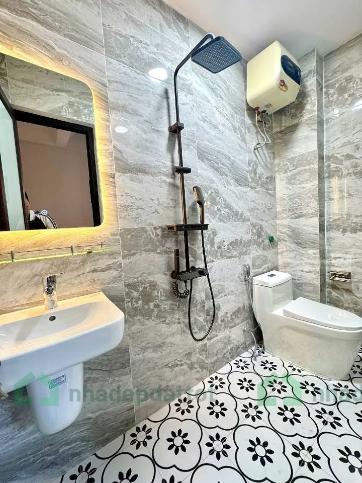 NHÀ LÔ GÓC 3 THOÁNG – KIÊN HƯNG, HÀ ĐÔNG – 32M² – 5 TẦNG – Ô TÔ GẦN – THIẾT KẾ HIỆN ĐẠI – GIÁ NHỈNH 6 TỶ