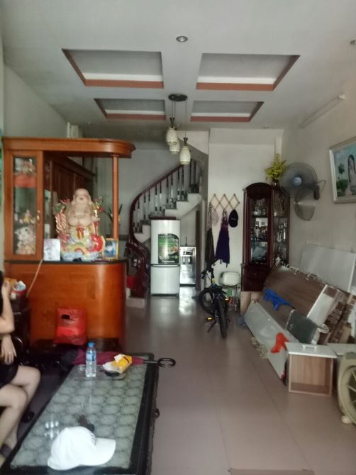 Chỉ 3.35 tỷ nhà 4 tầng, 40m2 mặt phố kinh doanh ngay khu Bưu điện Hà Đông