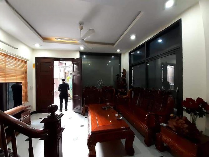 Nhỉnh 3 tỷ nhà 4 tầng 50m2 phân lô ô tô ngay ngã Tư Vạn Phúc Hà Đông