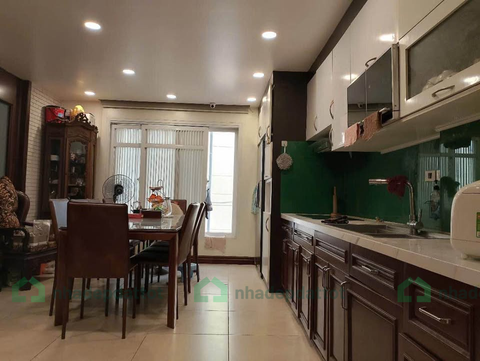 Bán nhà phân lô Văn Quán – 3 ô tô tránh, vỉa hè rộng, kinh doanh sầm uất - 51m2