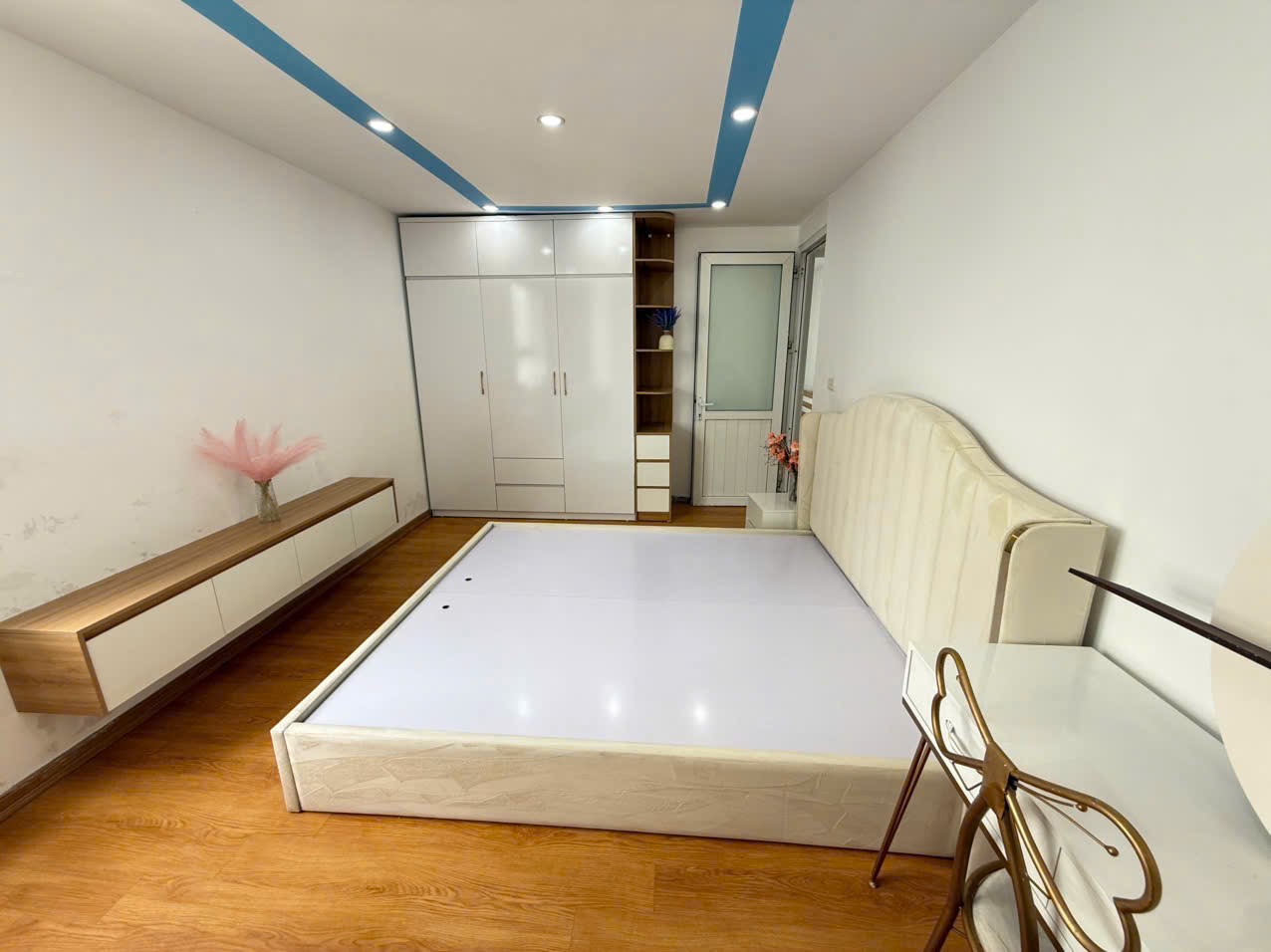 CĂN GÓC HIẾM CÓ! Bán gấp 3PN Chung cư 197 Trần Phú, Hà Đông - 98M², Full Nội Thất Cao Cấp - Chỉ 5.7 Tỷ!