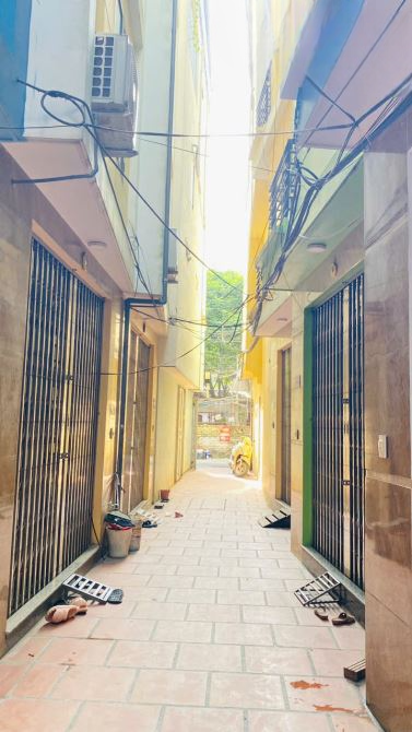 Bán nhà Yên Bình-Yên Nghĩa-Hà Đông. 32m2x5T, 10m ra đg ô tô, gần BV Nhi HN. Giá 3,85 tỷ