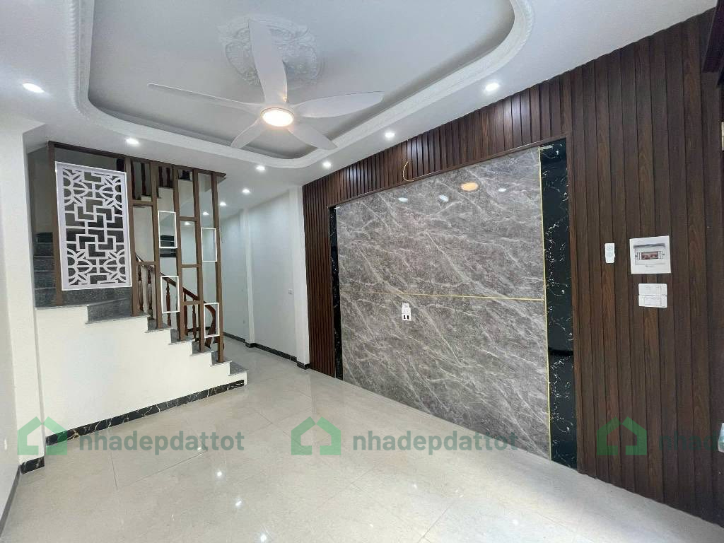 BÁN NHÀ ĐẸP – 5 PHÒNG NGỦ – DÒNG TIỀN 200TR/NĂM