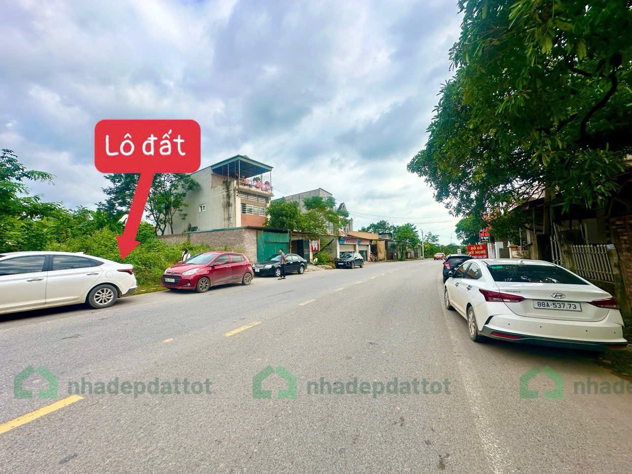 Cực phẩm mặt đường - Đất DT 125m2 ngang 5m - Giá chỉ 2 tỷ xx triệu